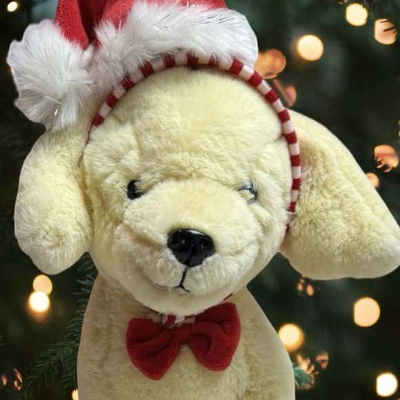 FAO Schwarz Golden Or Yellow Labrador W/ Santa Hat 14” Stuffed Animal Plush Pet - Picture 1 of 13